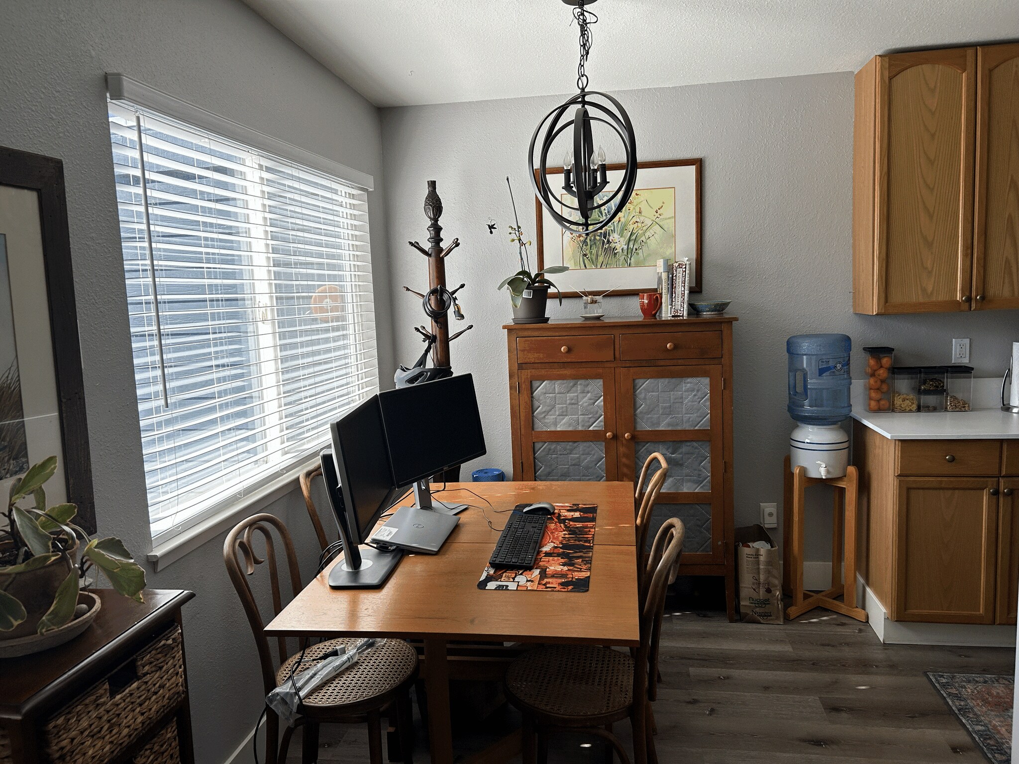 dining - 17709 Sunset Way