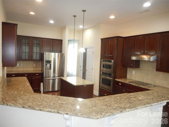 Building Photo - 9628 Daufuskie Dr