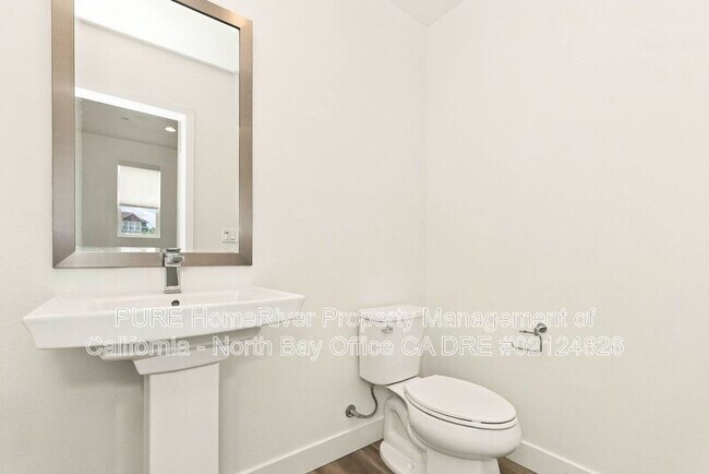 Building Photo - 259 Gambrel Cir