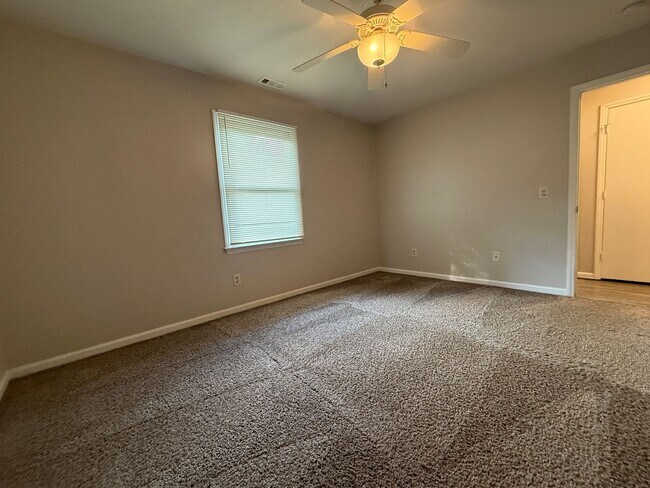 Building Photo - 8317 Summerglen Cir