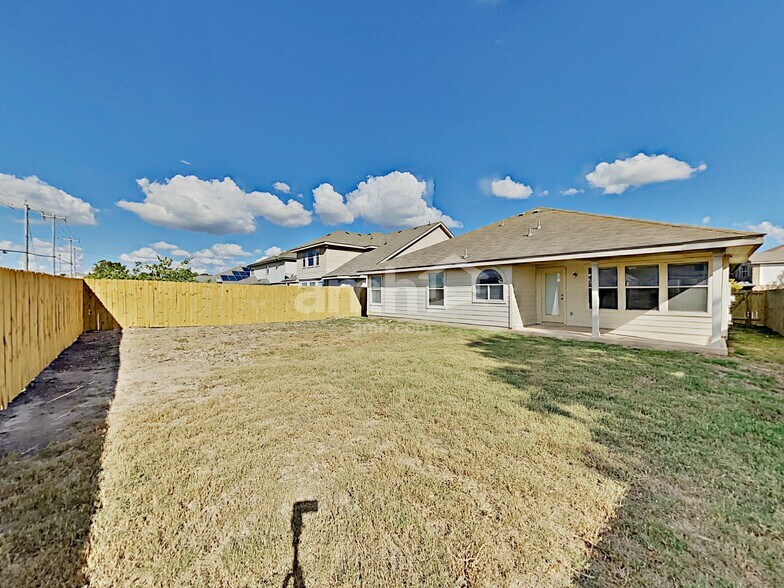 Building Photo - 10043 Stagecoach Bay