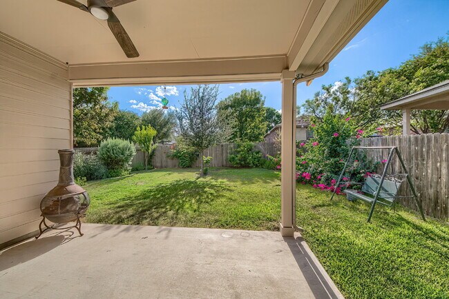 Building Photo - OFFERING 50% OFF THE 1ST MONTH'S RENT