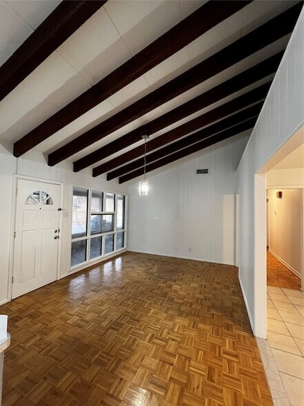 Building Photo - 8300 Doreen Ave