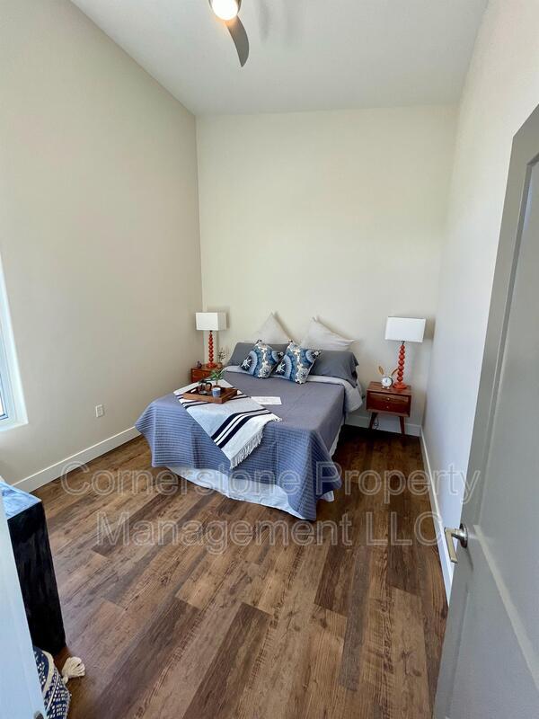 Building Photo - 2300 Franklin Rd