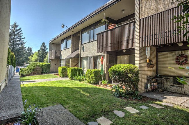 Primary Photo - Terrace Apartments