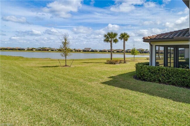Building Photo - 4 BR home Estero