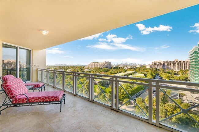 Building Photo - 430 Grand Bay Dr