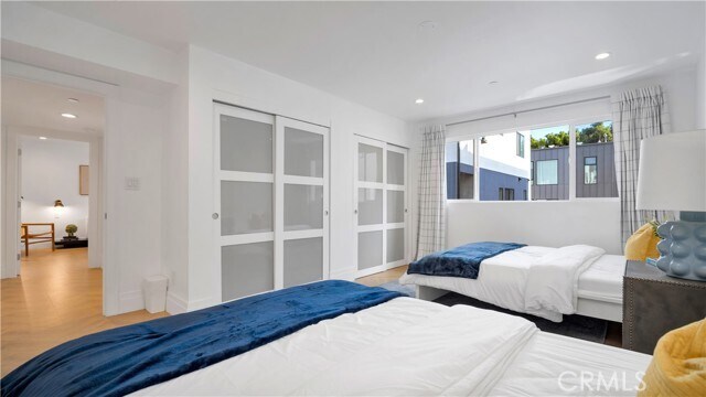 Building Photo - 1351 Seward St