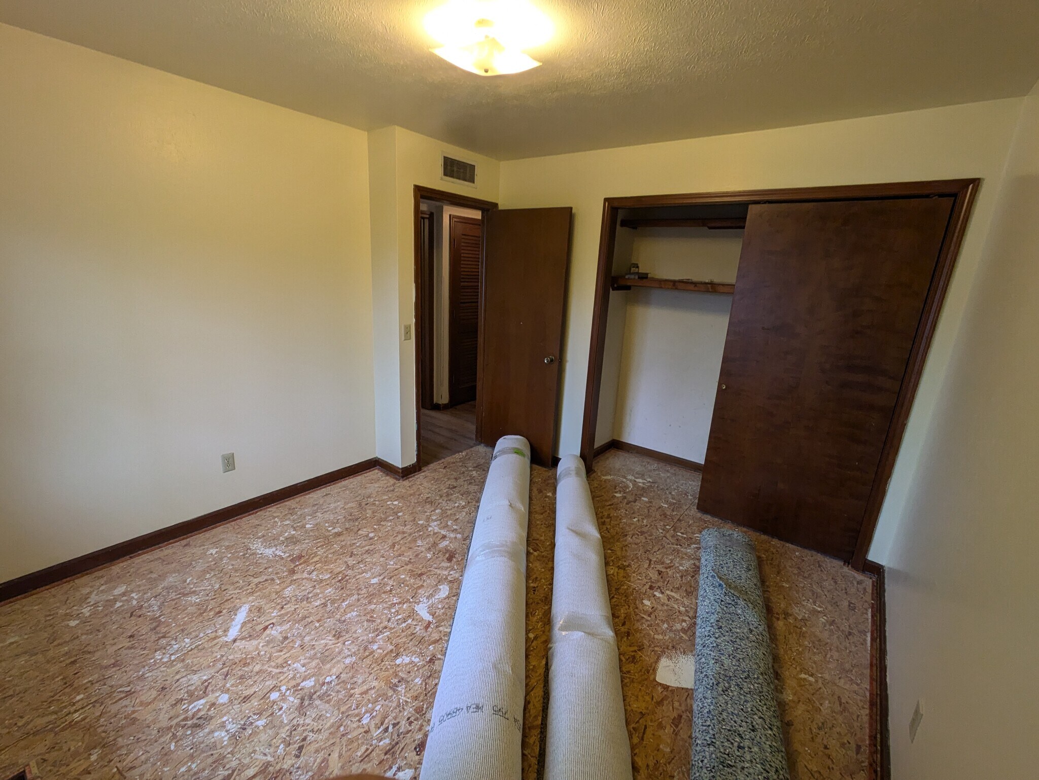 Building Photo - 1833 Manor Haus Ct