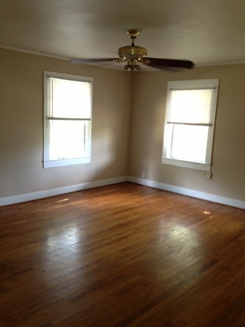 Building Photo - 401 Williamson Ave