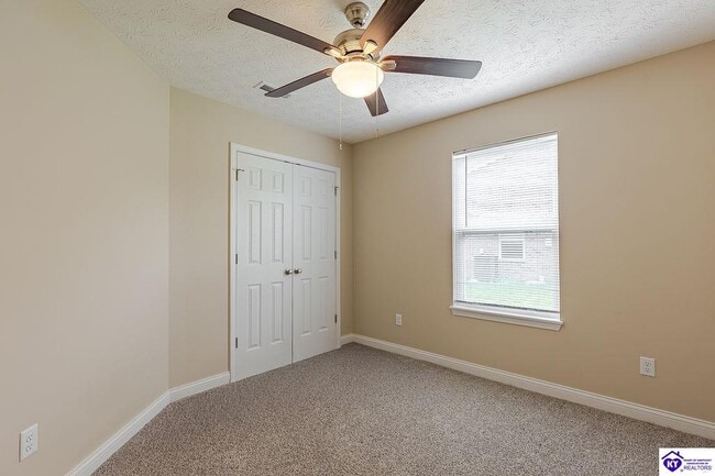 Building Photo - 307 Breckinridge Cir