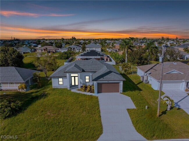 Primary Photo - 2221 Tropicana Parkway W