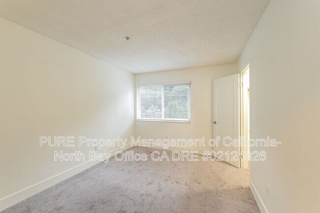 Building Photo - 148 Brush Creek Rd