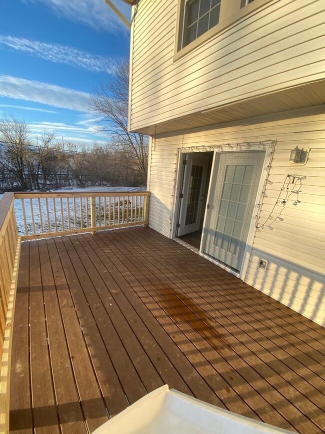 Building Photo - 19 Heron Ct