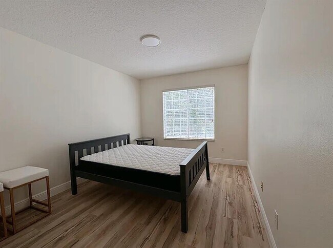 Building Photo - 15345 Harrowgate Way