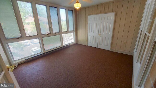Building Photo - 10712 Kings Riding Way