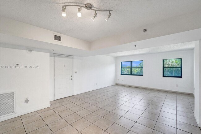 Building Photo - 1201 S Ocean Dr