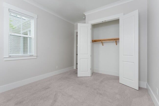 Building Photo - 4454 Bannock Cir