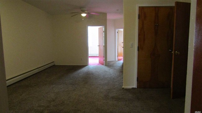 Building Photo - 108-23 Jamaica Ave