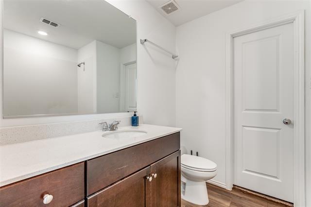 Building Photo - 7337 Woodpecker Dr