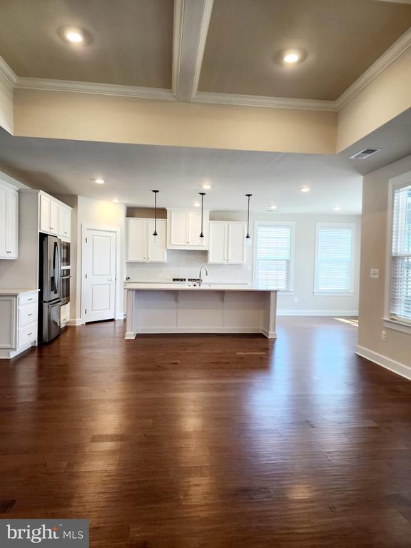 Building Photo - 19276 Headsail Dr