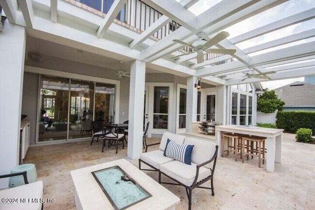 Building Photo - 110 Overlook Dr