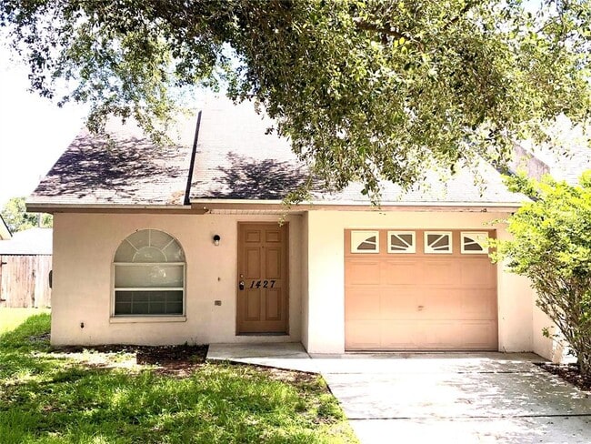 Primary Photo - 1427 Shirley Dr