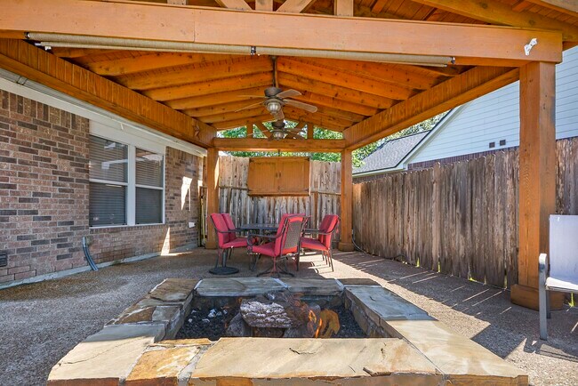 Building Photo - 28139 Canyon Wren Dr