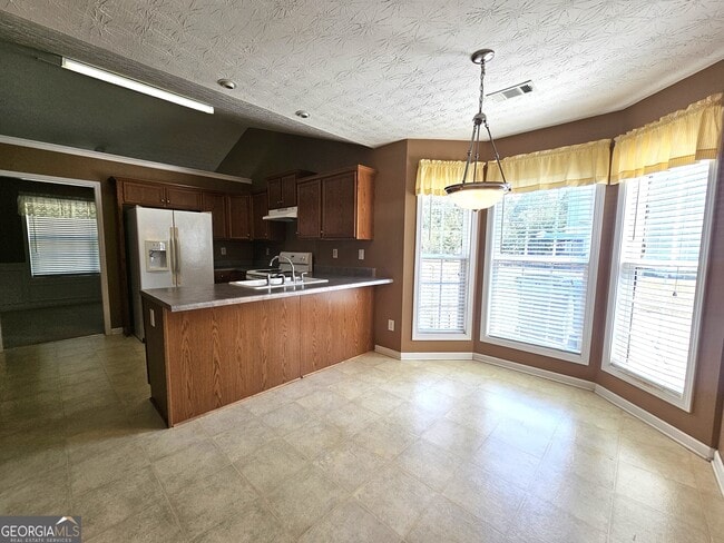 Building Photo - 109 Red Tail Rd