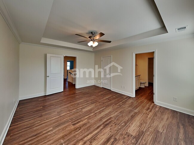 Building Photo - 1125 Amberly Wy