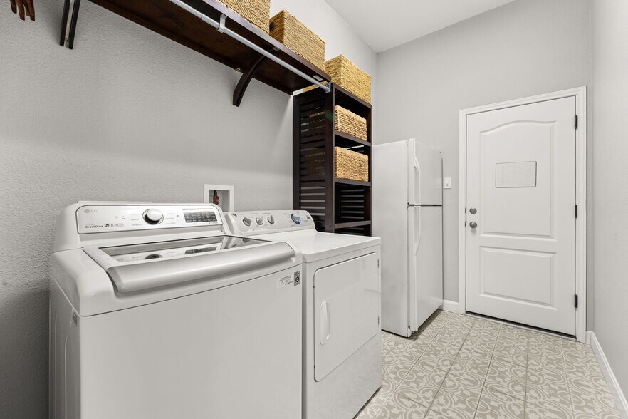 Building Photo - 11616 Coalwood Cv
