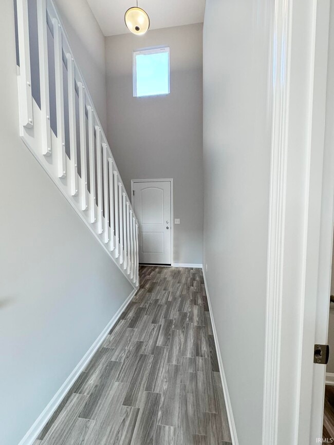 Building Photo - 3589 Canal Square Dr