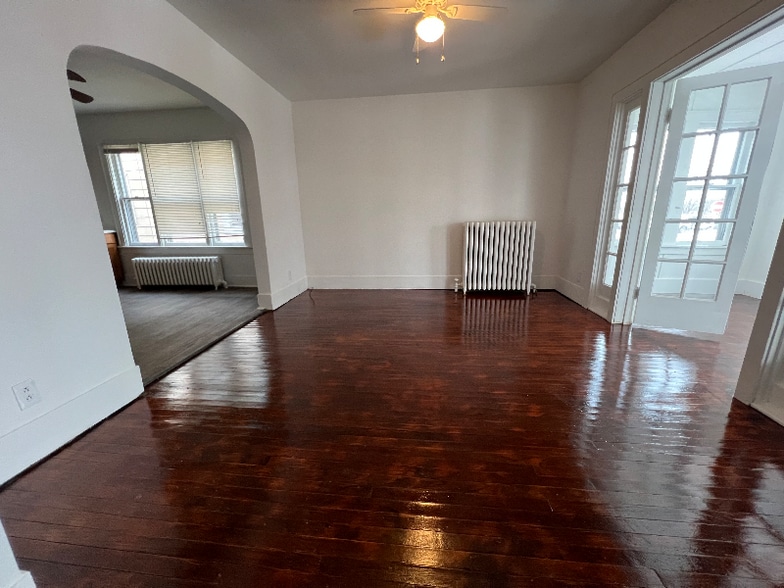 Building Photo - 736 N Pearl St