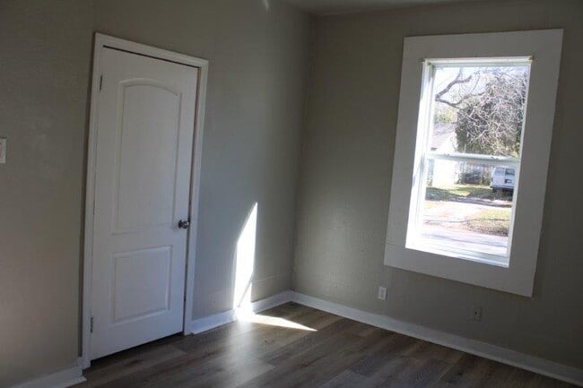 Building Photo - Temple 3 Bedroom Near Scott and White!