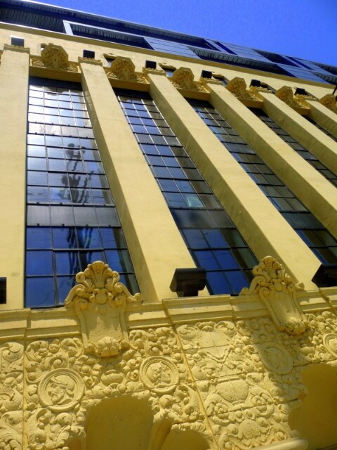 Soaring factory-style window wall - 200 N San Fernando Rd