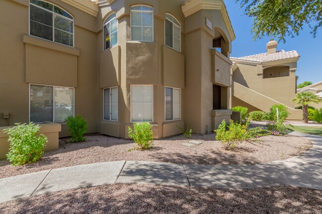 Well maintained community - 5335 E Shea Blvd