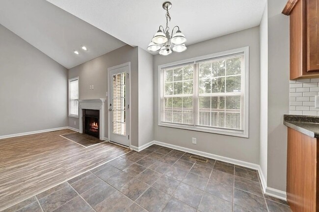 Building Photo - 3136 Brook Hill Dr