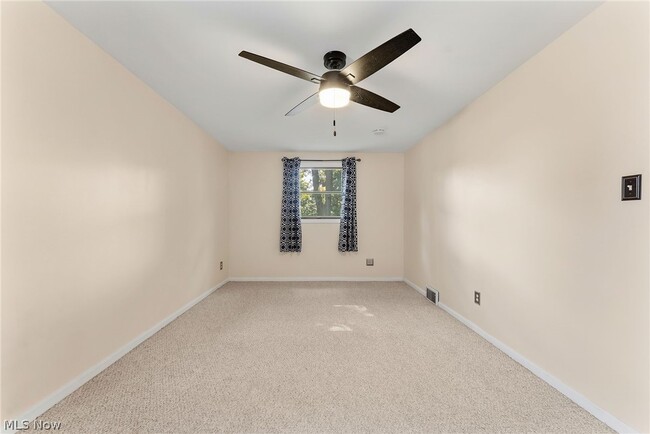 Building Photo - 602 Huntmere Dr