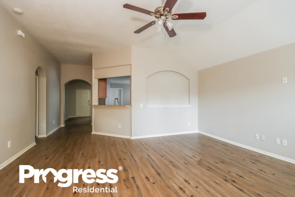 Building Photo - 808 Dragonfly Dr