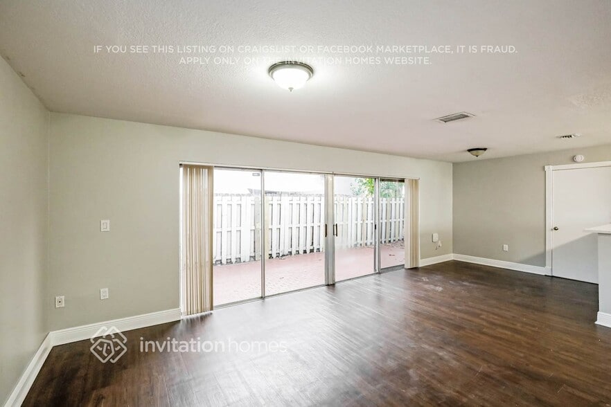 Building Photo - 14736 SW 92nd St