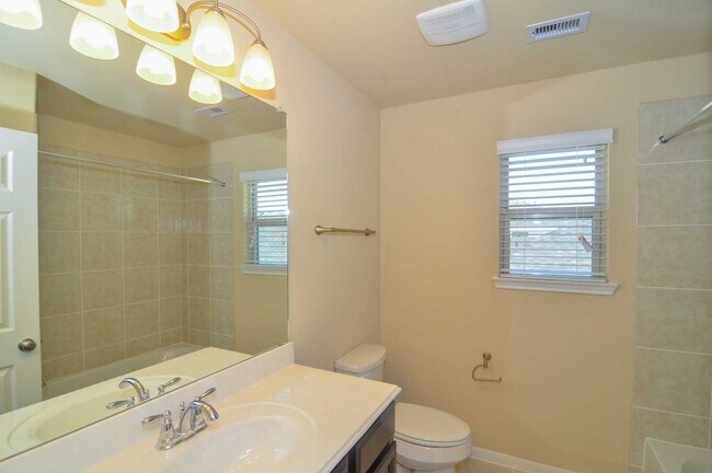 Building Photo - 15706 Whispering Green Dr