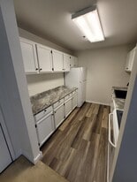 Building Photo - 3275 Kirchoff Rd