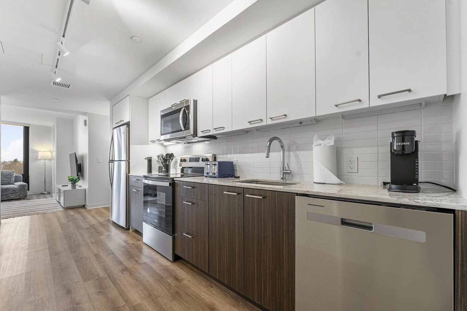 Building Photo - 284 Western Ave