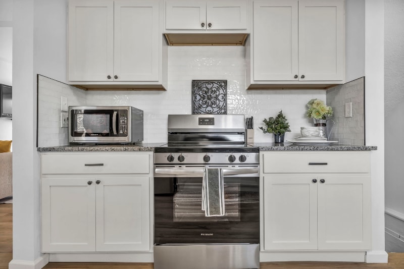 Building Photo - 113 Madison Ave