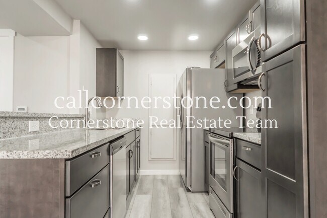 Building Photo - 4877 Bluestem Dr