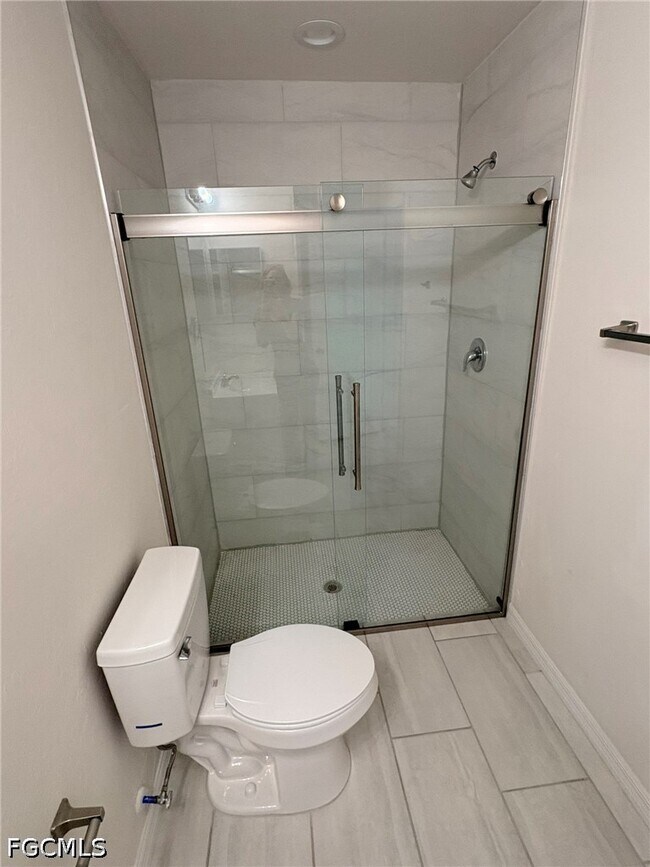 Building Photo - 828 Gleason Pkwy