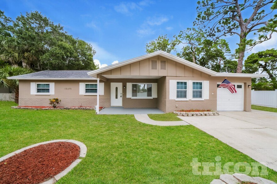 Primary Photo - 15375 Hopedale Ln