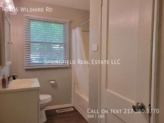 Building Photo - 2406 E Wilshire Rd