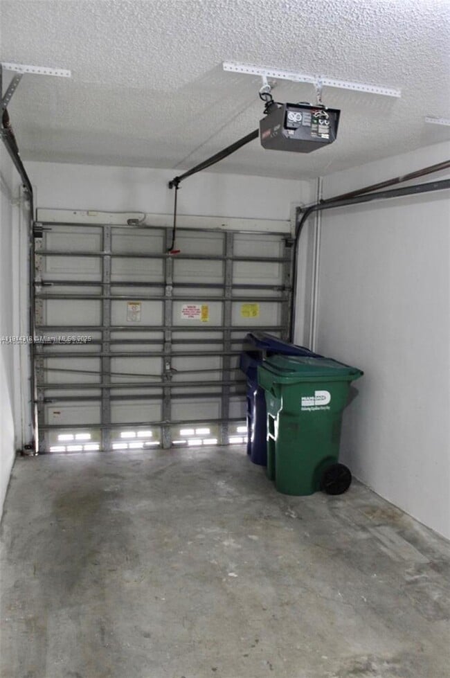 Building Photo - 20824 San Simeon Way