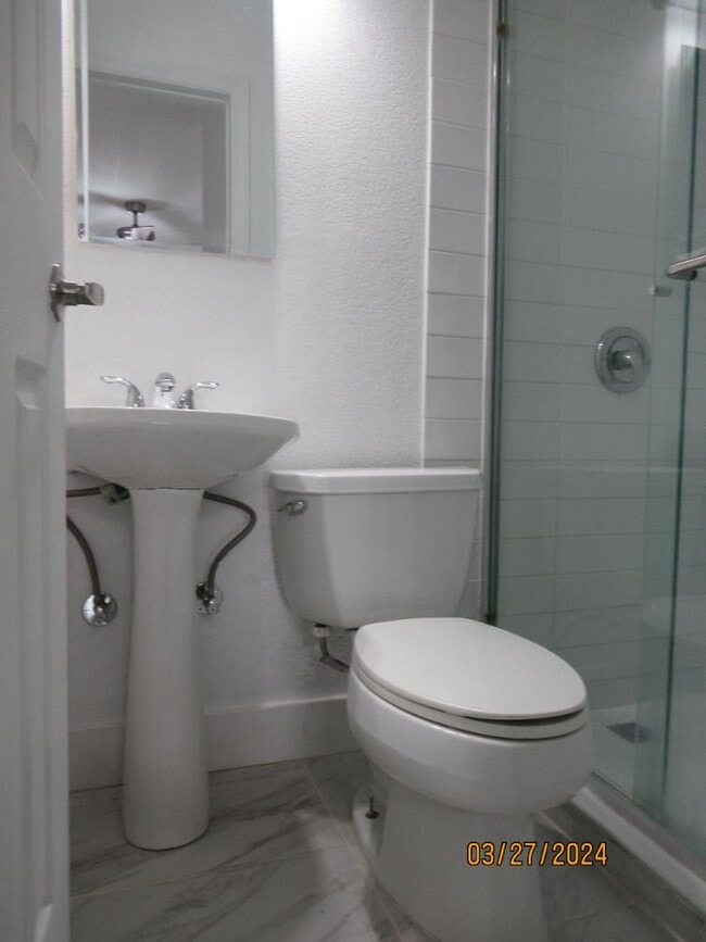 Building Photo - 4245 SW 7th St